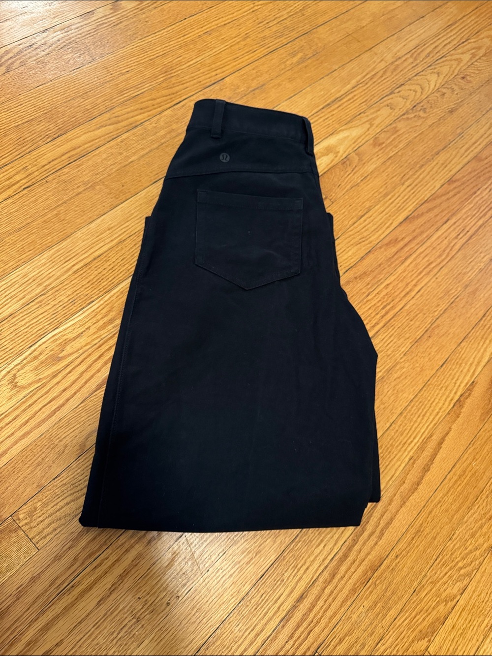 lululemon City Sleek Mid Rise Barrel Pant - Picture 2 of 6
